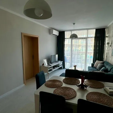 Turtle Sunny Lägenhet *